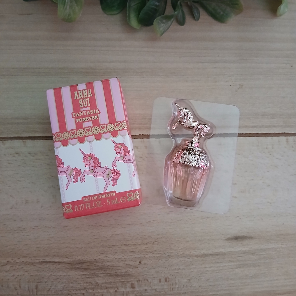 Anna Sui Fantasia Forever Pink and Gold Mini Perfume. NIB
